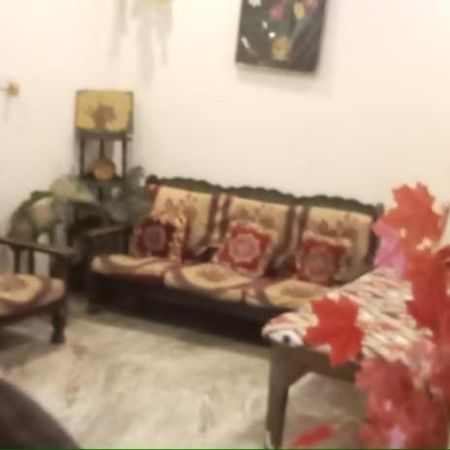 Vaibhav Sadan Dharmsala Hotel Ayodhya Eksteriør billede