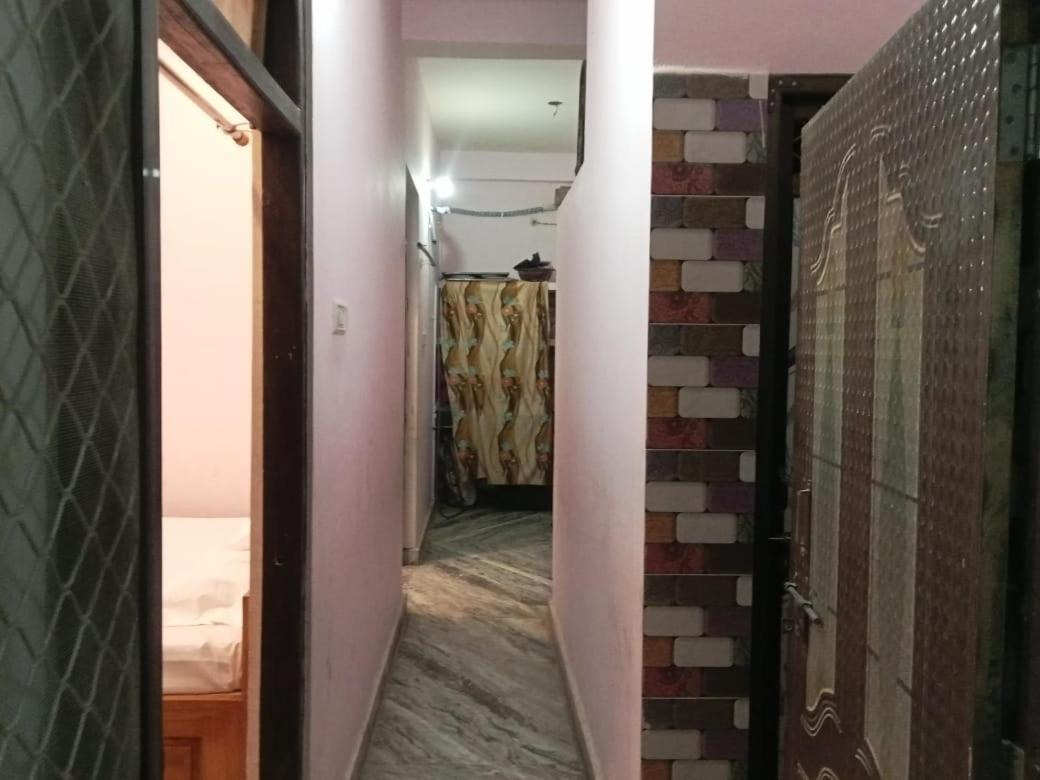 Vaibhav Sadan Dharmsala Hotel Ayodhya Eksteriør billede